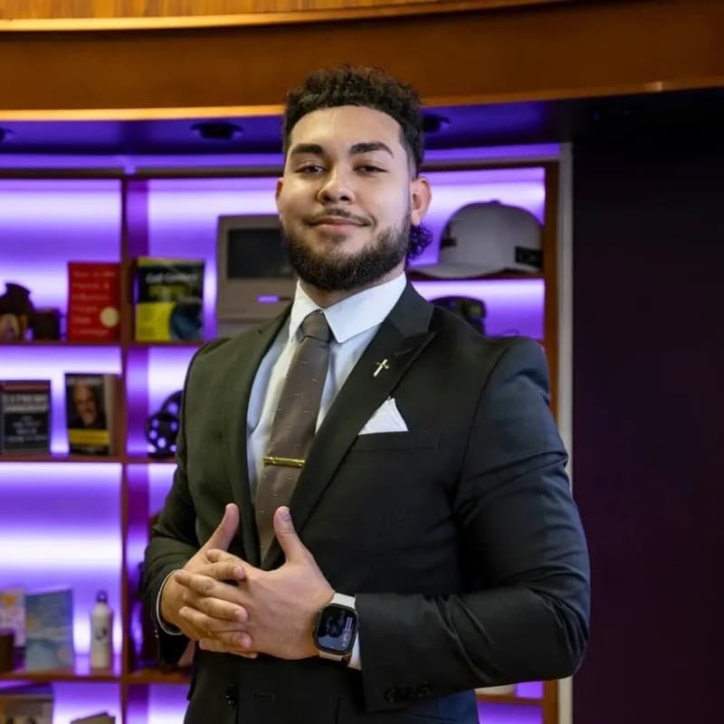Angel Guerrero, Manager, Sales & Revenue Alchemy at Branch 49